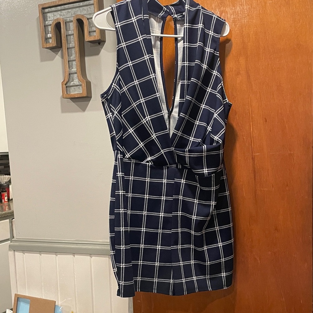 Fashion Nova Sleeveless Navy  Windowpane Sheath shorts romper size 1x